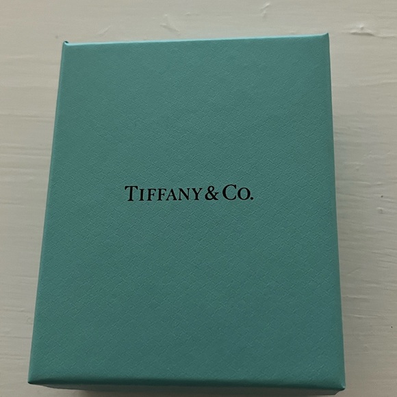 Tiffany & Co. Return to Tiffany Heart Tag Bracelet with a Diamond - Picture 5 of 8